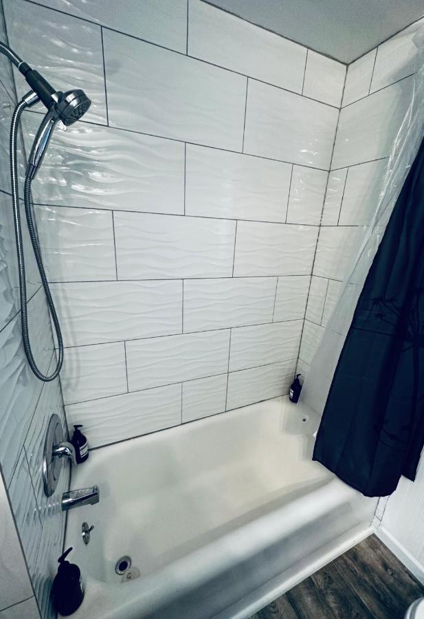 Tacoma Homestay- With Breakfast Included-Private Room 외부 사진